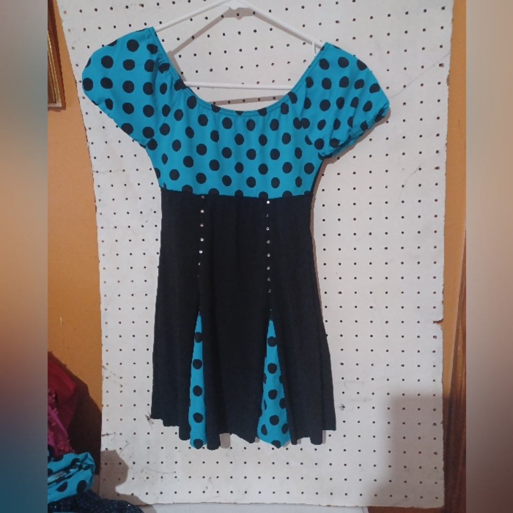 Dance Costume Black / Blue W/ Black Dots In A Child Medium